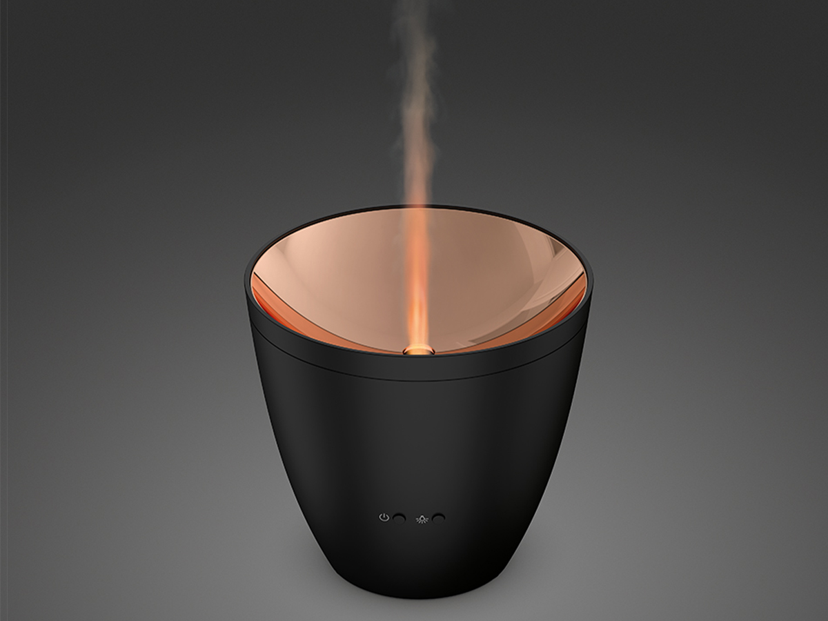 Packshot_AROMALIFE_Zoe_Aromavernebler_Amber_Light_schwarz_inkl_ätherischem_Öl_ebi-online-web